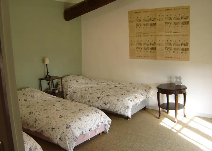 Nyaraló Mazaruelle *